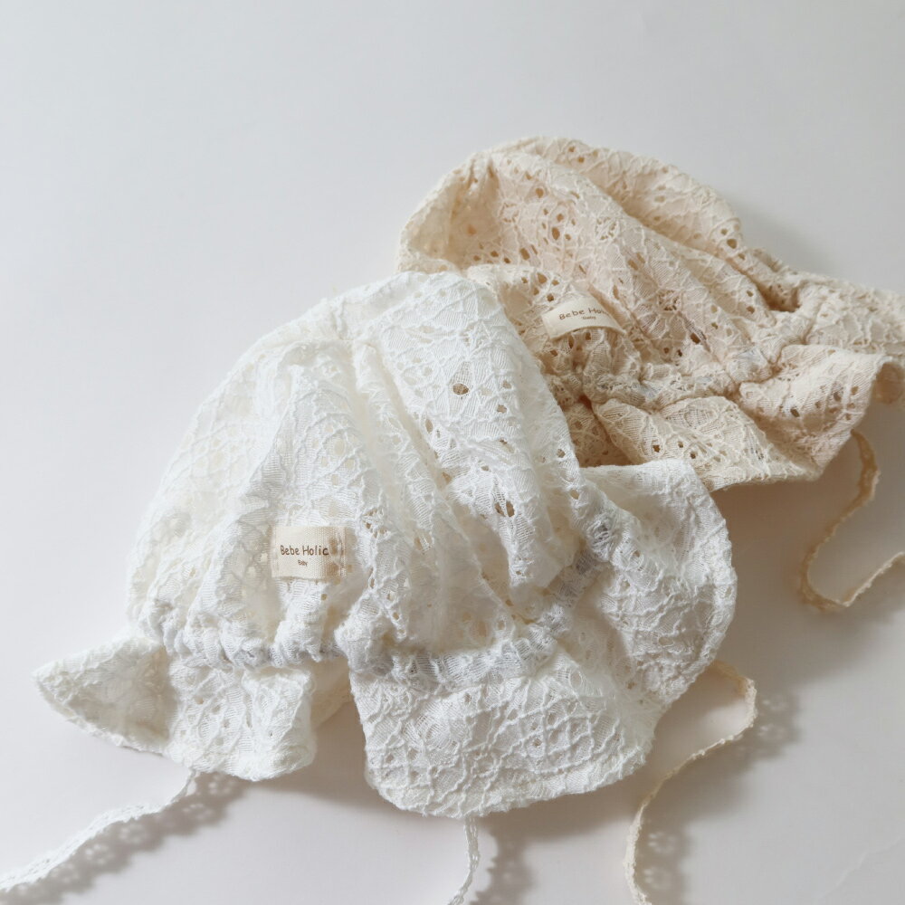 レースbabyハット Bisque びすく 韓国子供服 ビスク ベビー服 ベビー 赤ちゃん 男の子 女の子 ユニセックス ナチュラル シンプル 帽子 ベビーハット 新生児 出産祝い 出産準備 ゴム 伸縮性 紫外線対策 ナチュラルカラー 紐付き Bebe Holic ベベホリック ギフト プレゼント