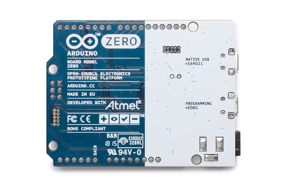 Arduino Zero [ABX00003] - 32-bit ARM Cortex-M0+��48MHz��256KB�ե�å��塢32KB SRAM���ͥ��ƥ���USB��14�ǥ�����I/O�ԥ�6�ĤΥ��ʥ������ϡ�Arduino IDE�б����Ȥ߹��ߤ����