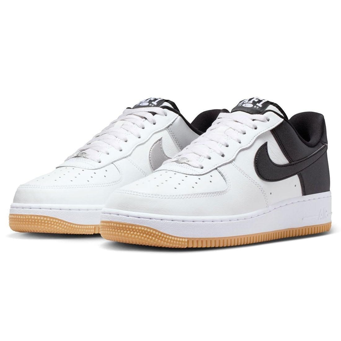 [ナイキ] エア フォース 1 '07 LV8 AIR FORCE 1 '07 LV8 サミットホワイト/ブラック IB6847-100