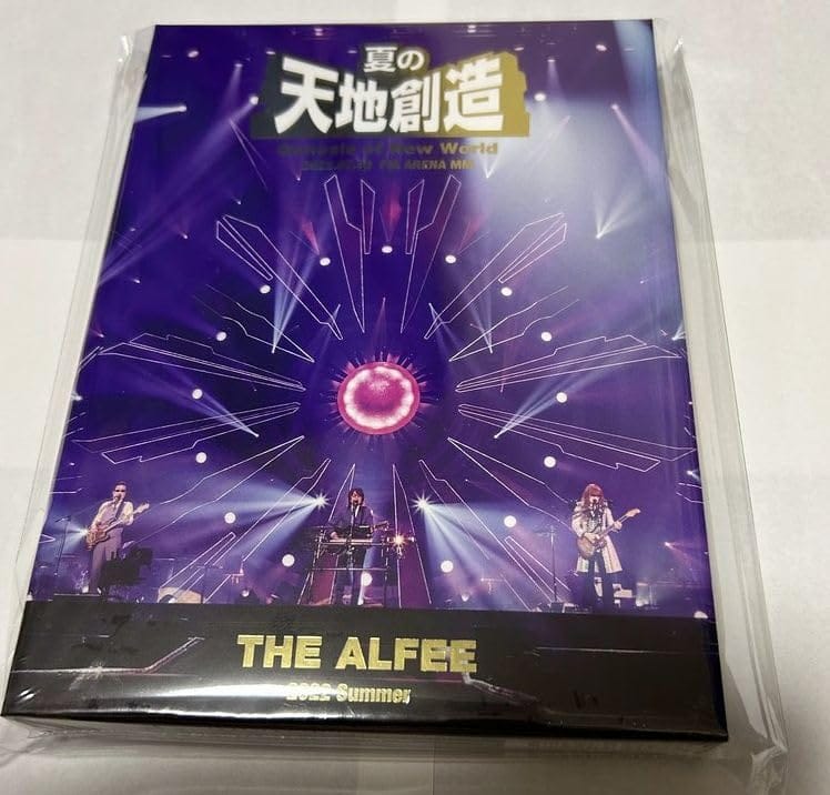 美的生活ヘルシーライフ本店のTHE ALFEE ジ アルフィー 2022 Summer Genesis of New World 夏の天地創造 30.July.2022 ブルーレイ Blu-ray 20220730｜アングル2