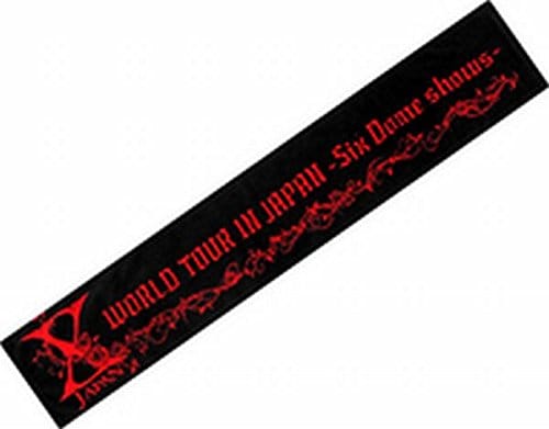 X JAPAN WORLD TOUR IN JAPAN～攻撃続行中～ 公式グッズのマフラータオルです。【サイズ】 約20×110cm　【素材】綿100％使用後のあなたのソウルをサポート！シンプルに見えてROCKな仕上がりになっており、ライブやプライベートでも大活躍するアイテムです！X JAPANを感じさせる、カッコ可愛いザインで、一目おかれること間違いなしです！毎日使うものをこだわると、気持ちが豊かになり、毎日が楽しくなります。出品の都合上、ノーブランド品となっておりますが「公式グッズ」ですのでご安心して頂ければ幸いです。 X　JAPANのみならず、YOSHIKIの公式グッズもファンから大人気でプレミアがついているアイテムも多数あり。 X　JAPAN：日本のロックバンド。2015年現在のメンバーは、YOSHIKI(ドラムス、ピアノ)、Toshl(ボーカル)、PATA(ギター)、HEATH(ベース)、SUGIZO(ギター、バイオリン)、HIDE (1998年死去)、TAIJI(2011年死去)。1982年、YOSHIKIとToshlを中心に結成。89年に｢X｣の名でメジャーデビューし、92年に現在の｢X JAPAN｣に改名した。｢紅｣｢ENDLESS RAIN｣｢Tears｣｢Forever Love｣などのヒット曲を多数発表し、97年に解散。2007年の再結成以降は海外を中心に活動している。