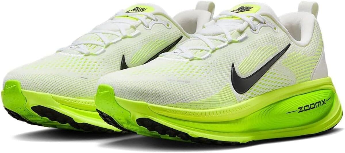 楽天市場】NIKE ボメロ 18 HM6804-102の通販