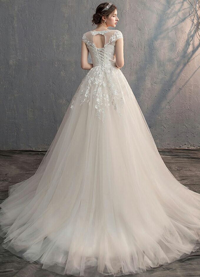 ウェディングドレス ウエディングドレス 床付きタイプ・トレーンタイプ 2タイプ フレンチ袖 Aライン 編み上げタイプ 前撮り 後撮り 披露宴 結婚式 演奏会 海外挙式ドレス【ホワイト】【wd397af】