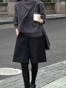 ショート ハーフ パンツ レディースの 黒の ウール ショート パンツ の 春の シンプル での カジュアル ワイド レッグ