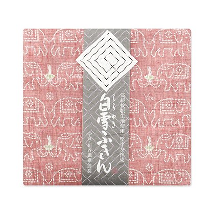 花柄ルビーレッド/30×40/2998・パッケージ個数:1・サイズ:30x40mm・本体重量:40g・生産国:日本表面は美しい友禅染め、裏面は白い蚊帳生地を使用しております。しなやかな触感は、ふきんとしてだけでなくおしぼりなど多目的にご使用頂けます。柄物ですが塩素系漂白も使用可能ですので、長期に渡り清潔にお使い頂けます。レーヨンは木材パルプを原料とし、生分解され自然に還る循環型の再生繊維です。綿や麻よりも吸湿性・放湿性に優れ、ニオイも付きにくく、ふきんには最適です。