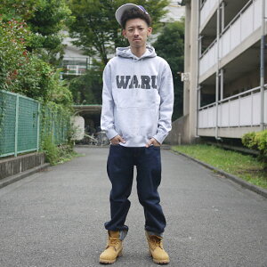 サンタスティックのWARUパーカー