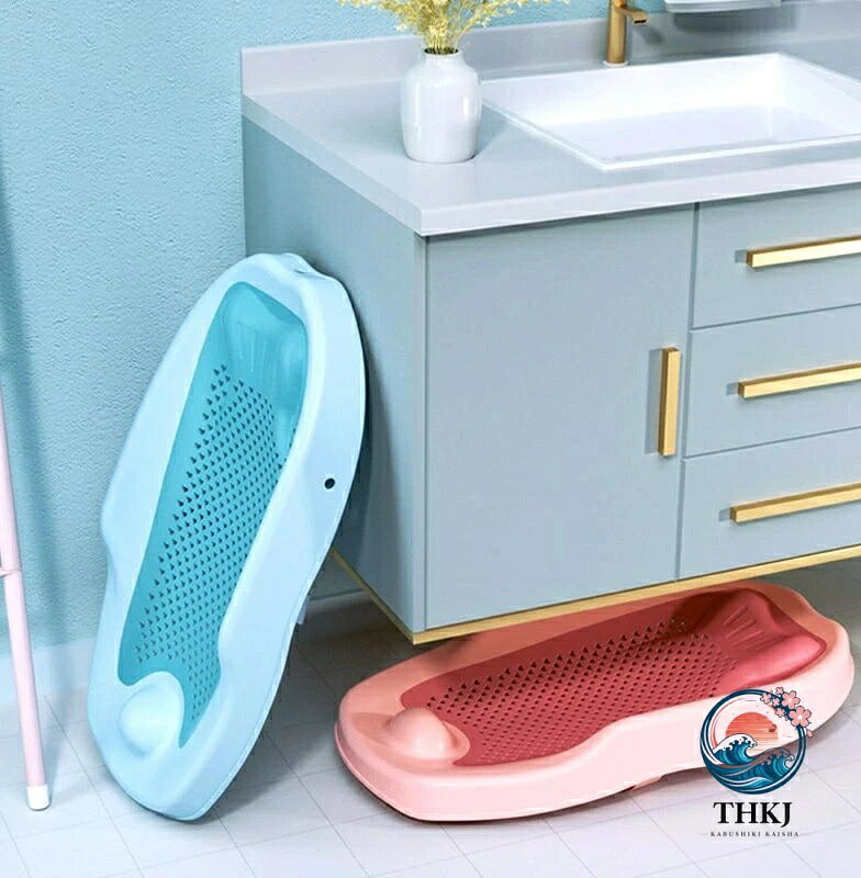 ブランシュストアの【全品2点で5%OFF】バスネット ベビーバス用品 折り畳み 赤ちゃん 新生児 沐浴補助 お風呂 滑り止め付き 寝そべりサポート メッシュ 通気性 赤ん坊 育児グッズ 折りたたみ｜アングル3