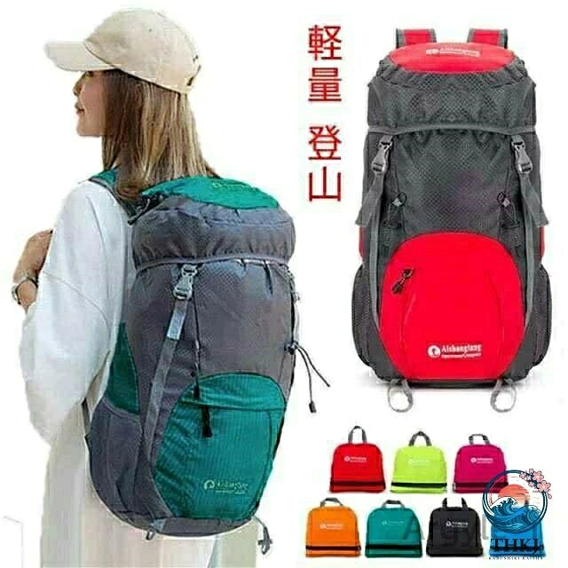 サイズ35Lサイズについての説明幅25cm 高53cm 奥行22cm素材ナイロン ポリエステル色レット グリーン ローズピンク ブルー グレー イエロー ライトブルー備考 ●サイズ詳細等の測り方はスタッフ間で統一、徹底はしておりますが、実寸は商品によって若干の誤差(1cm〜3cm )がある場合がございますので、予めご了承ください。●製造ロットにより、細部形状の違いや、同色でも色味に多少の誤差が生じます。●パッケージは改良のため予告なく仕様を変更する場合があります。▼商品の色は、撮影時の光や、お客様のモニターの色具合などにより、実際の商品と異なる場合がございます。あらかじめ、ご了承ください。▼生地の特性上、やや匂いが強く感じられるものもございます。数日のご使用や陰干しなどで気になる匂いはほとんど感じられなくなります。▼同じ商品でも生産時期により形やサイズ、カラーに多少の誤差が生じる場合もございます。▼サイズ35Lサイズについての説明幅25cm 高53cm 奥行22cm素材ナイロン ポリエステル色レット グリーン ローズピンク ブルー グレー イエロー ライトブルー備考 ●サイズ詳細等の測り方はスタッフ間で統一、徹底はしておりますが、実寸は商品によって若干の誤差(1cm〜3cm )がある場合がございますので、予めご了承ください。●製造ロットにより、細部形状の違いや、同色でも色味に多少の誤差が生じます。●パッケージは改良のため予告なく仕様を変更する場合があります。▼商品の色は、撮影時の光や、お客様のモニターの色具合などにより、実際の商品と異なる場合がございます。あらかじめ、ご了承ください。▼生地の特性上、やや匂いが強く感じられるものもございます。数日のご使用や陰干しなどで気になる匂いはほとんど感じられなくなります。▼同じ商品でも生産時期により形やサイズ、カラーに多少の誤差が生じる場合もございます。▼