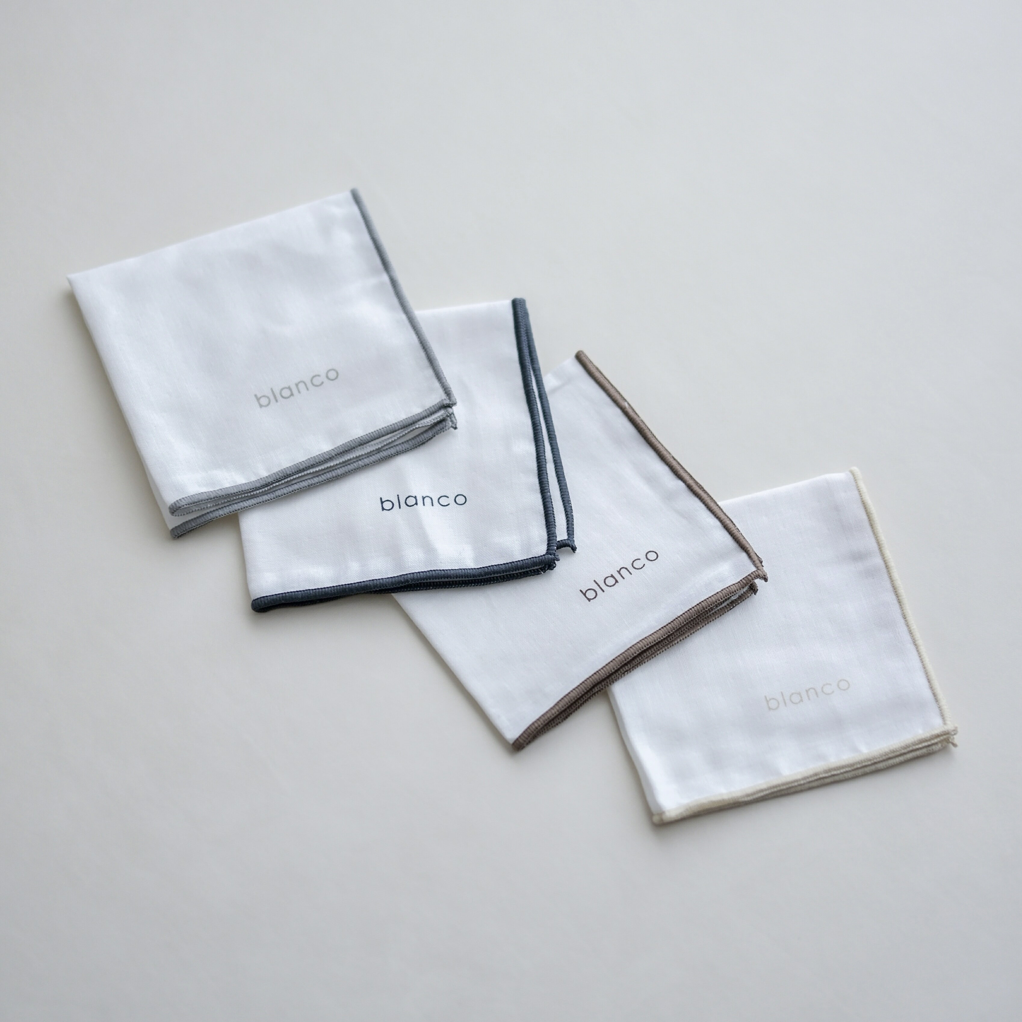 【ギフトにもおすすめ】コットン100％ ガーゼハンカチ 2枚セット 出産準備 必需品 赤ちゃんに優しい ふんわり 赤ちゃん 沐浴 よだれ 授乳 ミルク 新生児 保育園 出産準備 プレゼント 2