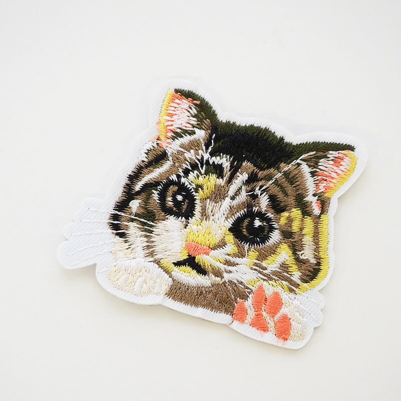 ワッペン 刺繍 猫 フェイス 大きめ アップリケ アイロン接着 大人向け 手芸 ハンド...