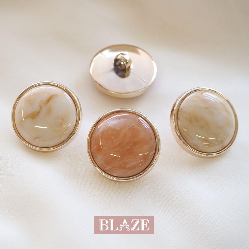 【2個入り】プラスチック ボタン 25mm ストーン マーブル ゴールド BLAZE ハンドメイド クラフト 手芸 プラボタン パーツ 商用利用可能 手作り 資材 素材 材料 装飾 アレンジ リメイク 洋服 付け替え 飾りボタン おしゃれ シンプル 上品 ジャケット アイボリー オレンジのサムネイル