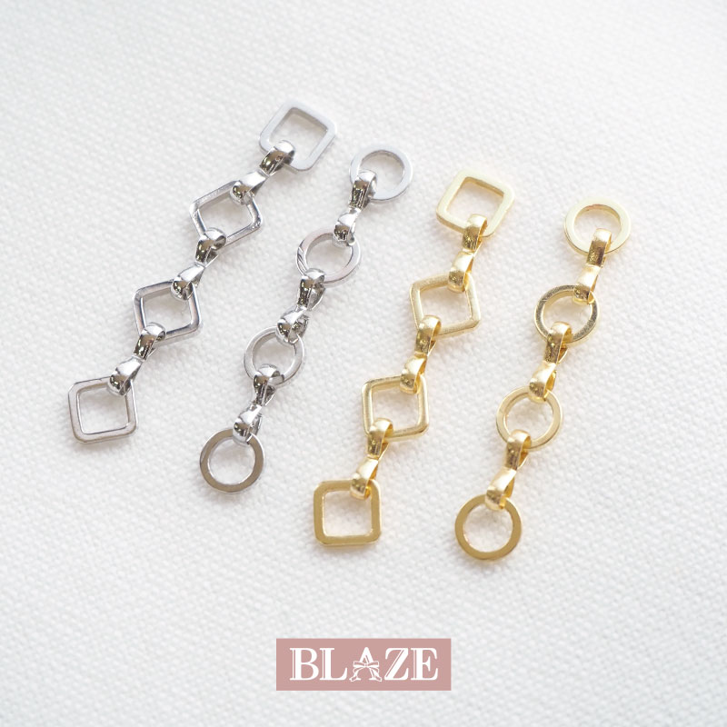 【2個セット】メタル チャーム 4連チェーン アクセサリーパーツ BLAZE ハンドメイド クラフト 手芸 手作り 材料 商用利用可能 チャーム おしゃれ 資材 揺れる 作製 素材 金属チャーム ゴールド シルバー サークル スクエア ラウンド コネクター 装飾 約3.8~4cm