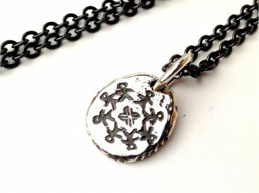 【VIVIFY 正規店】VIVIFY ビビファイ 人 ネックレス シルバー Small Plate Necklace/人、スクランブル交差点