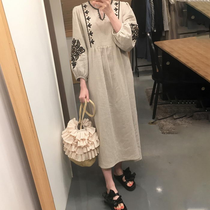 ワンピース レディース 40代 マキシワンピース 春夏 長袖ワンピース きれいめ 刺繍Vネックワンピース パフスリーブ オシャレ韓国風 エスニック 大人 30代 50代