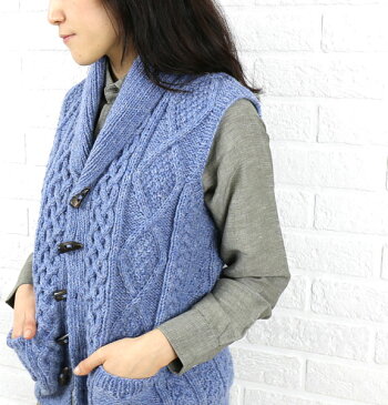 【クーポン利用で30%OFF】【アテナデザイン Athena Designs】ウール トグルボタン付き アイリッシュハンドニット ベスト・4ad48-0661402【レディース】【◎】