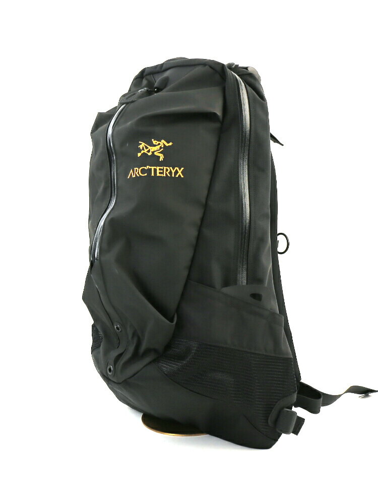 【アークテリクス ARC'TERYX】ナイロン デイパック リュック バックパック ARRO 22 BACKPACK アロー22バックパック・A-22BACKPACK-4211901【メンズ】【レディース】【JP】