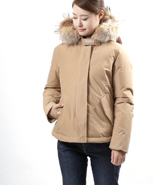 【9/10はエントリー1つで29倍】【ウールリッチ WOOLRICH】コットン混 ショートジャケット ダウンジャケット ショートアノラックパーカー SHORT ARCTIC PARKA・WWOU0301-4352002【レディース】【■■】【クーポン対象外】