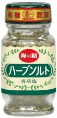 国産の伝統海塩「海の精・やきしお」と香り高くまろやかな海外で有機認証を取得した4種類のハーブをブレンドしました。ハーブと伝統海塩の組合せで料理の楽しみが大きく広がります。塩はにがり分を含む伝統海塩を伊勢神宮御塩殿神社に伝わる古式製法を再現することで完成した「海の精」ならではのミネラルたっぷりの本格焼塩です。サラダや温野菜に。肉や魚介類料理に。パスタやシチューに。 原材料： 焼塩、ドライハーブ （バジル、オレガノ、パセリ、タイム）