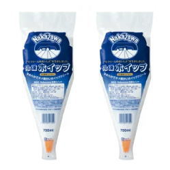 NAKAZAWA生クリーム（北海道産原乳）を使用した冷凍ホイップです。 独自の製法により、ホイップしたてのようなみずみずしさを持たせました。 脂肪分は約32％（乳脂肪分10％を含む）です。 口金付きなので解凍してそのまま絞ることができ、カフェやデザートメニューに便利です。 ※解凍は冷蔵庫（10℃以下）で行い、そのままご使用ください。 ※常温での解凍はお避けください。 内容量　700ml　 名称　冷凍食品（ホイップクリーム） 保存方法　要冷凍・-18℃以下　 原材料名 クリーム（乳製品）21.8％、植物油脂19.8％、水飴、砂糖、澱粉糖化物、脱脂粉乳、大豆たんぱく、食塩、カゼインNa、乳化剤、増粘多糖類、安定剤（加工デンプン）、香料、メタリン酸Na、pH調整剤、カロテン色素 成分　脂肪分約32% （乳脂肪分10％を含む）