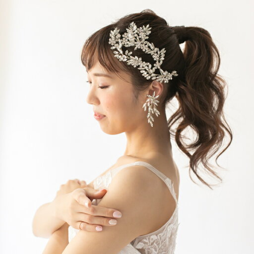 ウェディング アクセサリー【ケース付き】【小枝 リーフ&フラワー クリスタル ヘッドドレス】ヘッドアクセサリー ウェディング ブライダル 髪飾り 小枝アクセサリー シルバー ボンネ ティアラ ナチュラル リーフ ビジュー フラワー 花 ウエディング 結婚式 二次会 和装 ウェディング アクセサリー【ケース付き】【小枝 リーフ&フラワー クリスタル ヘッドドレス】ヘッドアクセサリー ウェディング ブライダル 髪飾り 小枝アクセサリー シルバー ボンネ ティアラ ナチュラル リーフ ビジュー フラワー 花 ウエディング 結婚式 二次会 和装