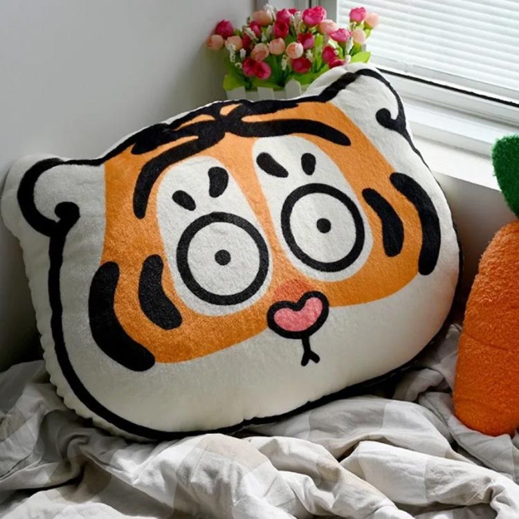 クッション おしゃれ 虎 虎のクッション ぬいぐるみ とら 抱き枕 虎グッズ クッション ふわふわ 柔らかい インテリア クッション もちもち かわいい 可愛い 座布団 背もたれ クッション 虎クッション [2]