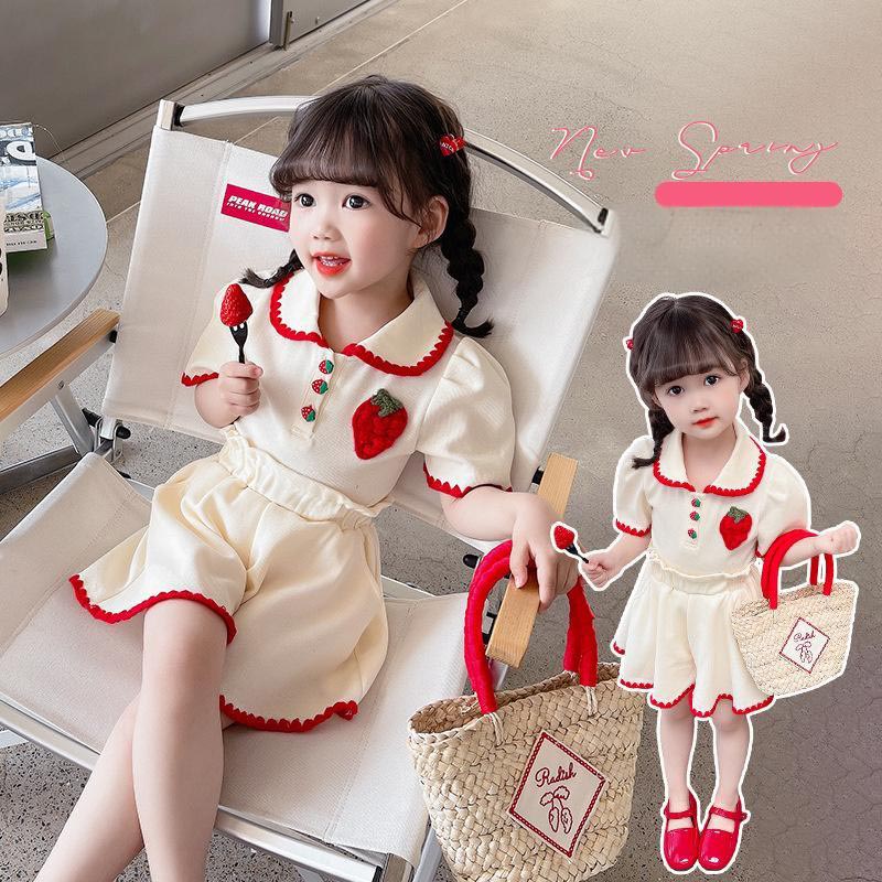 韓国子供服 女の子 夏服 半袖 2点セット 小学生 通学着 夏着 イチゴ柄 立襟カジュアルスーツ 旅行 お出かけ お呼ばれ お食事会 子ども服 夏 新作 90cm-140cm