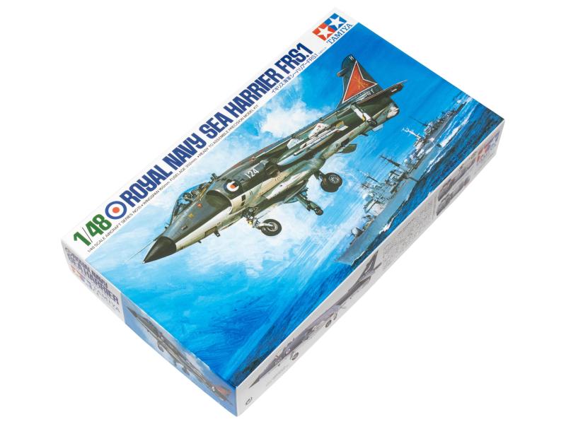 タミヤ 1/48 傑作機シリーズ No.26 イギ海軍 シーハリアー FRS.1 プラモデル 61026組み立て、塗装が必要なプラモデル。別途、工具、塗料等が必要。