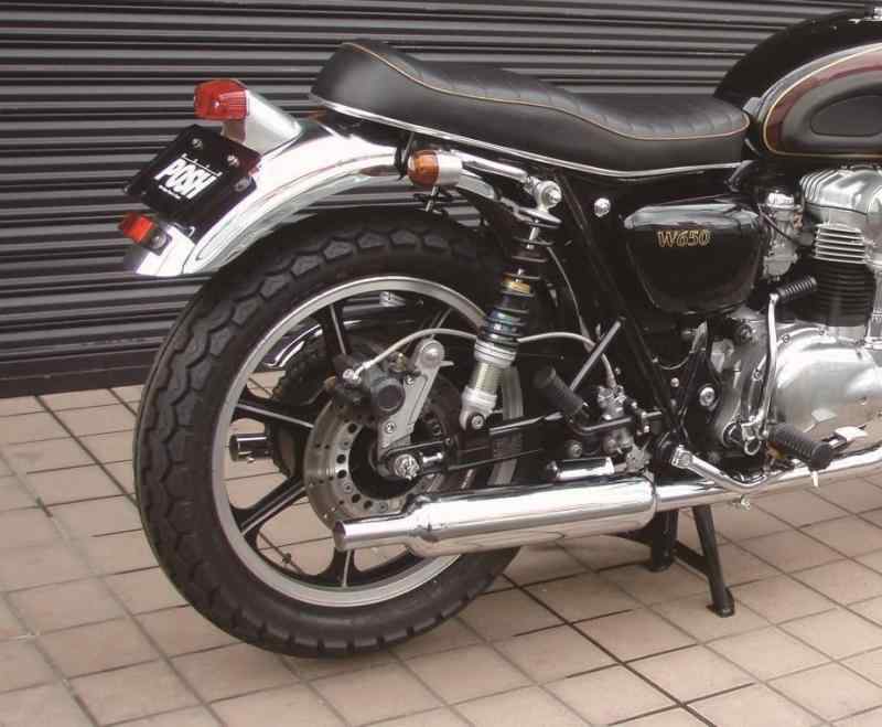 ポッシュ(POSH) W1タイプスリップオンマフラー W650(全年式) スチール製クロームメッキ仕上げ