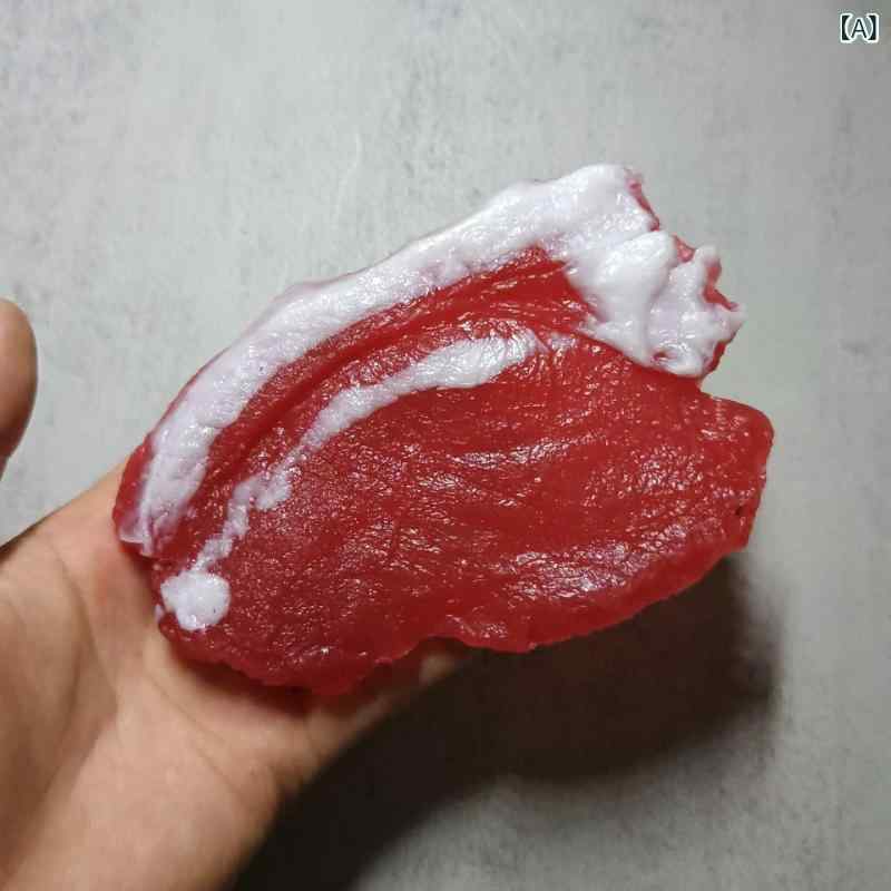 bloomelierのおもちゃ 子供 リアル再現 PVC製 模造牛肉 豚肉 肉片 食品模型 ディスプレイ 装飾 いたずら ジョークグッズ 店舗撮影小物 イベント小道具｜アングル2