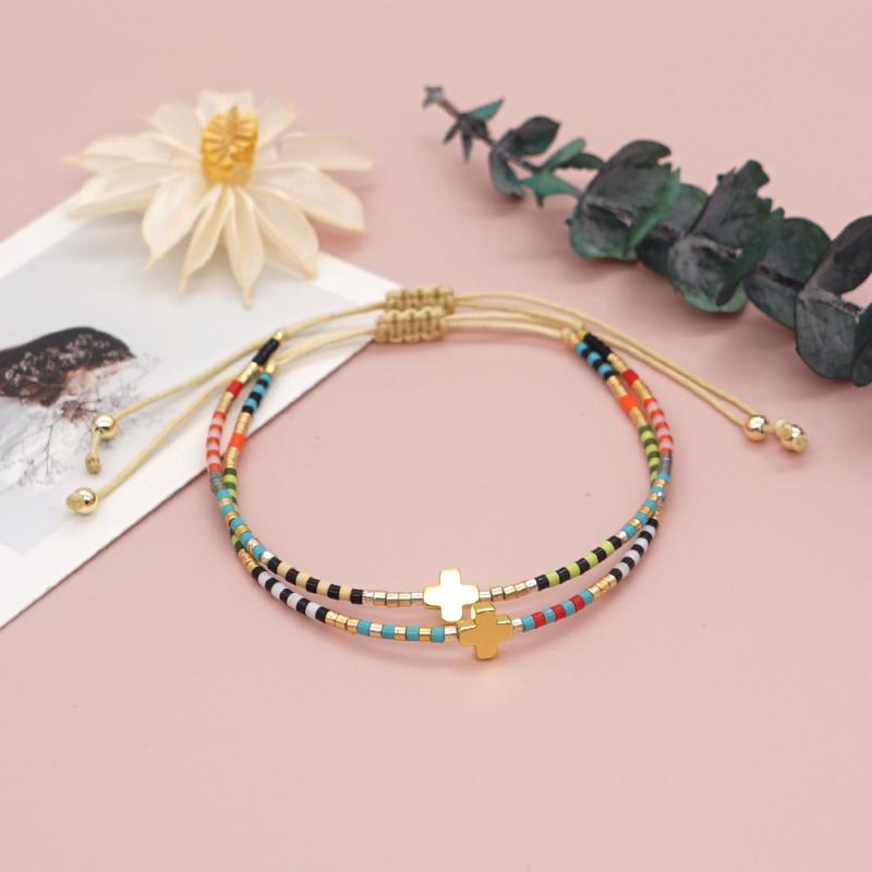 ・カテゴリ: 手飾り・主な素材: ガラス、琉璃・加工技術: ハンドメイド・スタイル: ユニセックス・デザイン: ジオメトリック、幾何学型・ギフト対象: ウェディング、結婚祝い・トレンド要素: 十字架・系統分類: ファッション通勤・仕様: ビーズブレスレット、水晶ブレスレット・対象者: 男女兼用