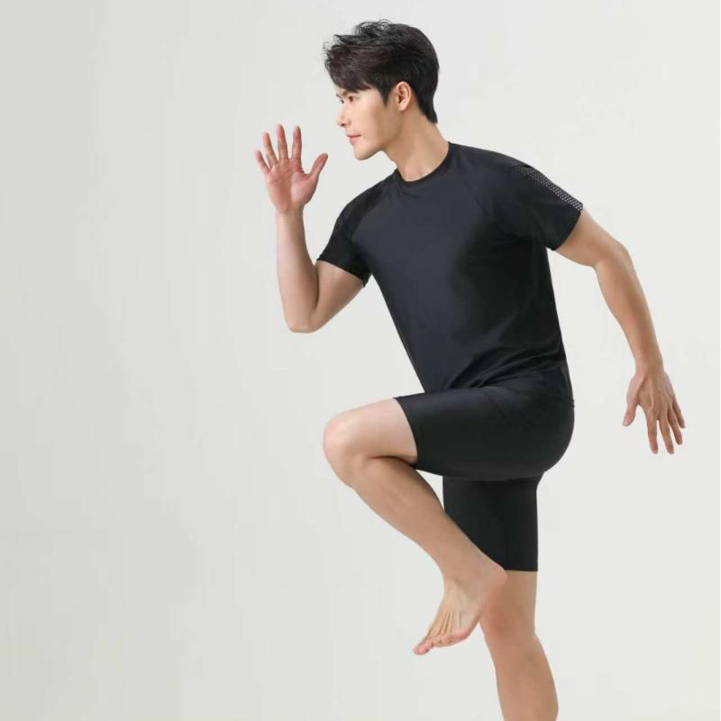 水着 メンズ 半袖 ラッシュガード サーフパンツ 吸汗速乾 競泳 スイムウェア 温泉 プール 海水浴 紫外線対策 大きいサイズ ブラック グレー