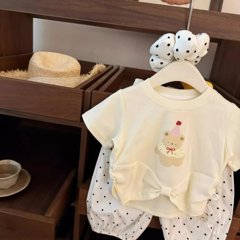 ベビー服 女の子 半袖Tシャツ ショートスリーブトップス くま柄 ドット柄 かぼちゃパンツ ショートパンツ 2点セット かわいい おしゃれ 韓国風 薄手 柔らかい 綿 コットン 夏 普段着 ルームウェア お出かけ