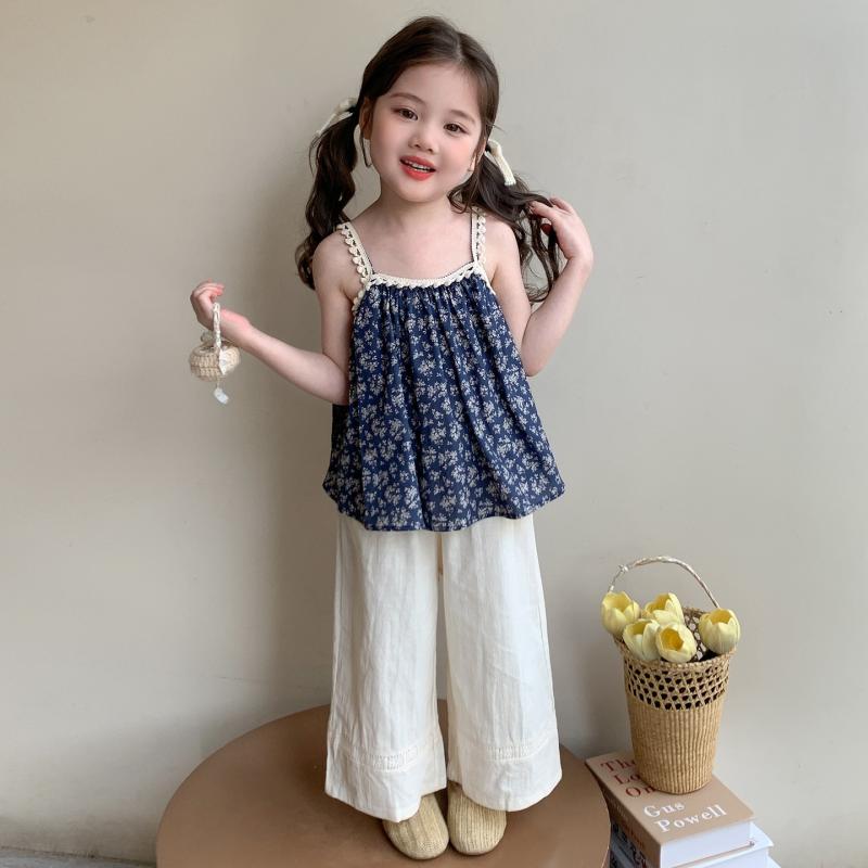 セットアップ ガールズ 女の子 子供服 ブルー 青 小花柄 フラワー キャミソール ストラップ ワイドパンツ ガウチョパンツ 2点セット おしゃれ かわいい ナチュラル カジュアル 普段使い お出かけ 春夏 綿 コットン