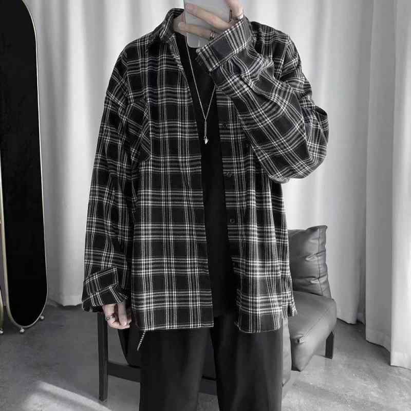 ・カテゴリ: シャツ・スタイル: 韓国風・主な素材: ポリエステル 71-80%、アセテート繊維・機能: シワ防止・生地番手: 60番手・デザイン: 開襟・フィット: ルーズフィット・ネックライン: 襟付き・袖丈: 長袖・柄: 無地・厚さ: 普通・ディテール: ポケット装飾・着用シーン: カジュアル・カラー展開: ブラック・サイズ展開: M, L, XL, 2XL, 3XL・対象年齢: 成人・性別: 男性