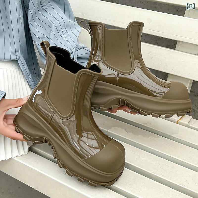Botas de lluvia Dama Soldos de fondo grueso Tratamiento de deslizamiento Resistente al agua Materiales de PVC cortos Fácil de usar Fácil de quitar Uso habitual Salida para el trabajo Diseño sencillo Soldos de roca — vista 3