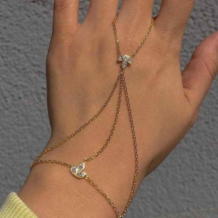 Other - アクセサリー レディース ラインストーン 指輪一体型ブレスレット 軽やか 高級感 花モチーフ リーフデザイン 電気メッキ加工 シルバー ゴールド 春夏 通勤スタイル 多様なシーン