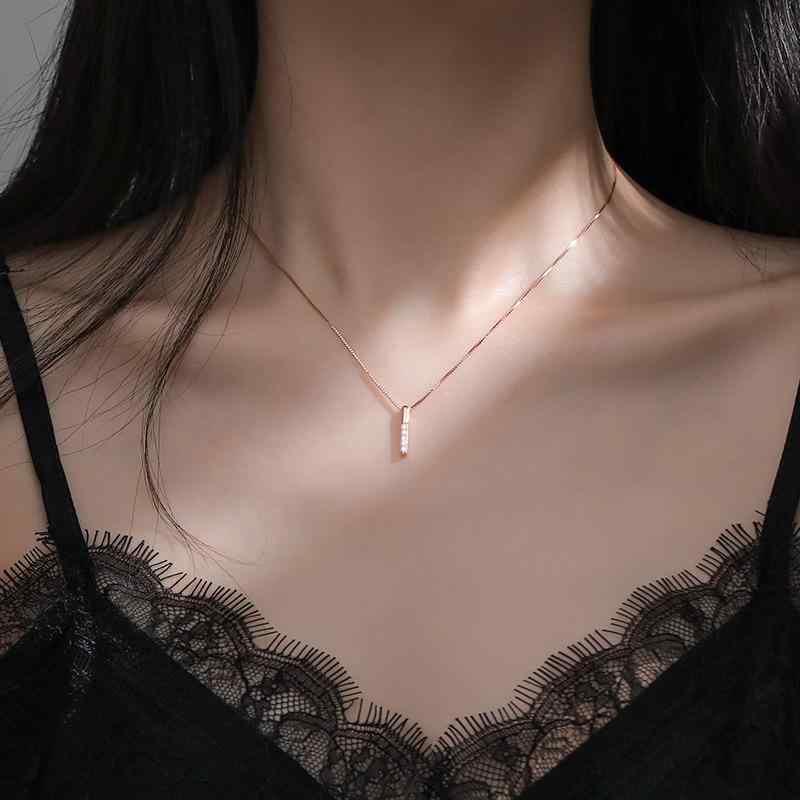 乐天商城 - ネックレス レディース 925シルバー シンプル 個性派 ジオメトリック ロングバー 閃光ジルコニア 銅製電気メッキ加工 ボックスチェーン 鎖骨ネックレス 普段使い カジュアル フォーマル