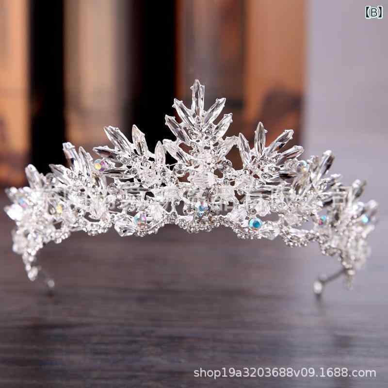 bloomelierのヘアアクセサリー レディース ブライダル ウェディング クラウン ティアラ ヘッドドレス ラインストーン ジルコニア フェイクパール 王冠型 誕生日 成人式 発表会 パーティー イベント 高級感 華やか 春夏 電気メッキ加工｜アングル2