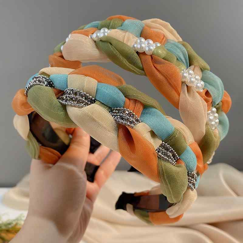・カテゴリ: ヘアアクセサリー・スタイル: ファッションOL・スタイル分類: ファッション通勤・主な素材: 布・対象: 女性・流行要素: 花びら・カラー展開: ブラック、ホワイト、ピンク、ブルー、イエロー、グリーン、パープル、ベージュ、カーキ、グレー、透明、香槟色、藏青色、天ブルー、少女ピンク、ミルクホワイト、グースイエロー、バイオレット、フォレストグリーン、ライトブルー、イエログリーン、オレンジ、トレジャーブルー、ライトピンク、ディープピンク、ライトパープル、ディープパープル、ダークブルー、ローズ、ミント、バーガンディ、ミントグリーン・加工: り