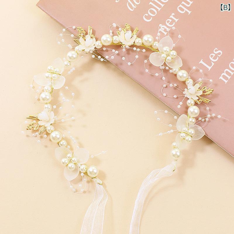 bloomelierの花冠 女の子 ヘッドバンド パール プリンセス ティアラ 蝶結び リストフラワー ラインストーン スパンコール 布地 カートゥーン 白 ピンク 青 夏 かわいい 発表会 フラワーガール 森系｜アングル2