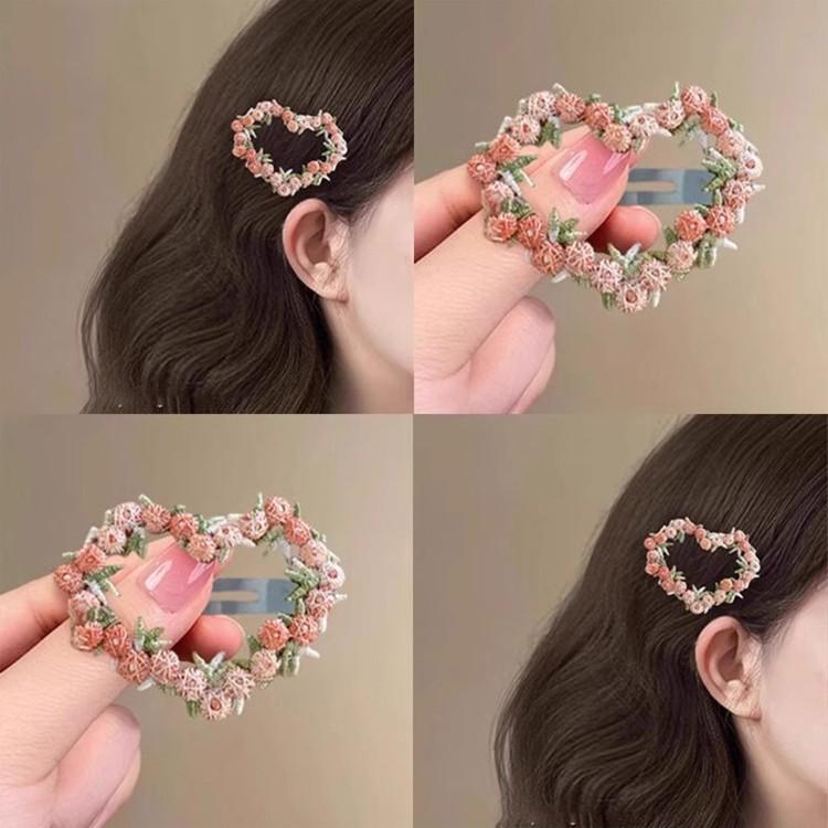 ・カテゴリ: ヘアアクセサリー・スタイル: バナナクリップ・主な素材: 布・柄: 小花柄・対象: 女性用