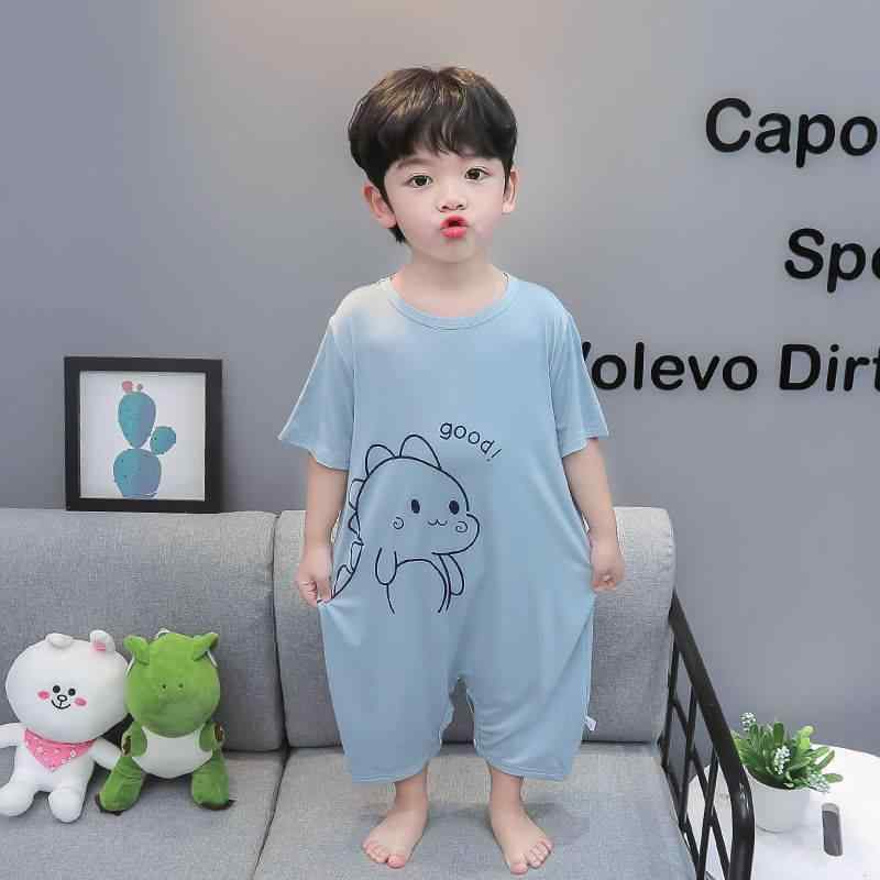 ・カテゴリ: 子供用ルームウェア・主な素材: モダール（91% - 95%）・カラー展開: ホワイト、グレー・対象性別: ボーイズ・対象年齢: 8歳以上（身長140cm以上）・対応身長: 73（推奨身長70cm前後）、80（推奨身長75cm前後）、90（推奨身長85cm前後）・スタイル: キャラクター・柄: キャラクター・特徴: キャラクター