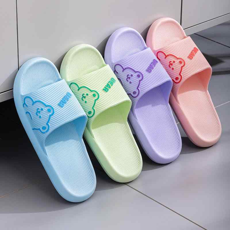 ・カラー展開: ピンク、紫、ブルー、グリーン、グレー、カーキ・サイズ展開: 36-37、38-39、40-41、42-43、44-45・靴面素材: PVC・カテゴリ: 一文字サンダル・靴先形状: 魚嘴・靴底素材: PVC