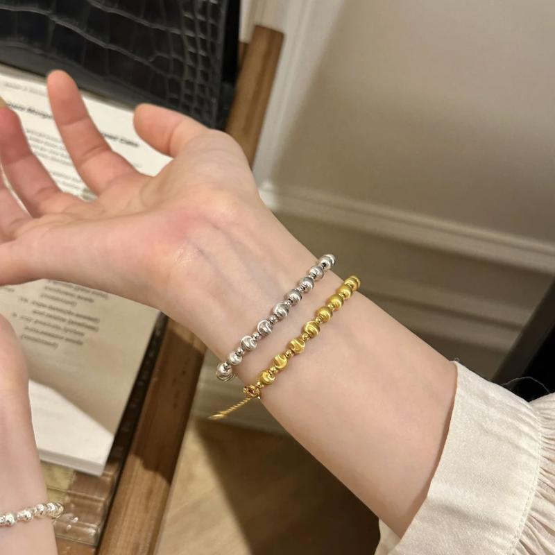 ・カテゴリ: アクセサリー・スタイル: INS風・主な素材: 銅・カラー展開: 白金色、黄金色・デザイン: 円形、幾何