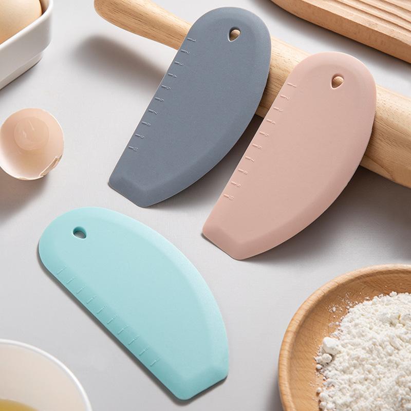 スケッパー シリコン製 目盛り付き 製菓道具 キッチン用品 調理器具 パン作り お菓...