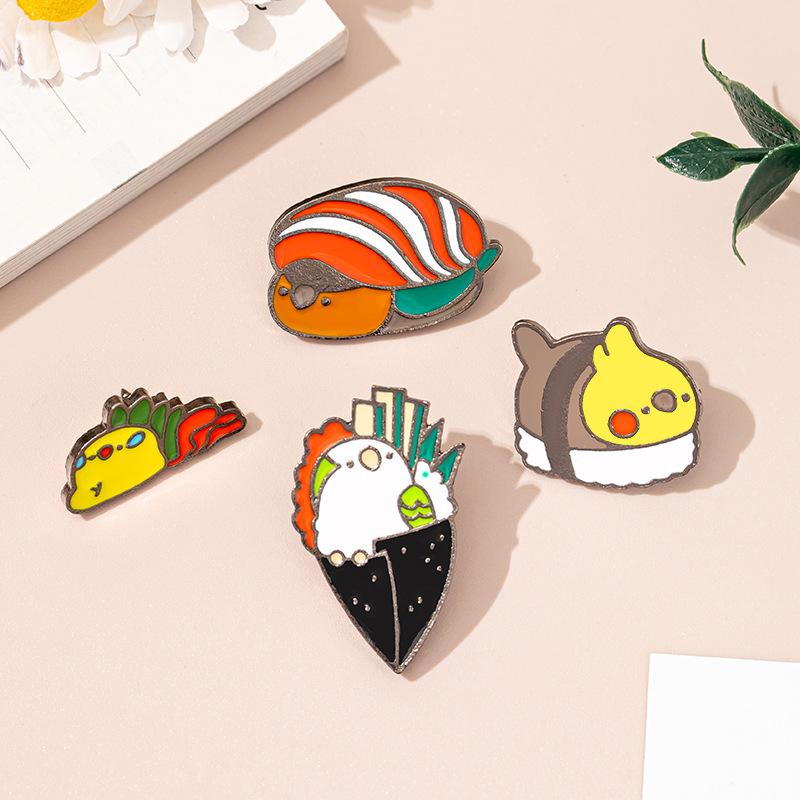 ブローチ ユニセックス おもしろ キャラクター 寿司 食品 サンプル 電気メッキ加工 個性的 かわいい おしゃれ バッジ アクセサリー