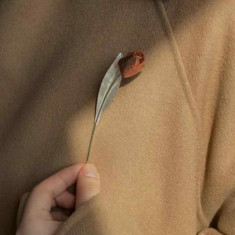 ブローチ レディース チューリップ モチーフ 花 レトロ 上品 エレガント シンプル ...