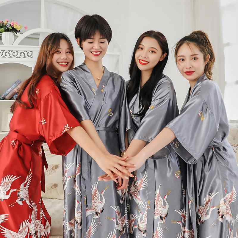 パジャマ レディース 春夏 セクシー シルク調 サテン ナイトガウン ネグリジェ ルームウェア 鶴柄 和風 お風呂上り ホテル スパ おしゃれ
