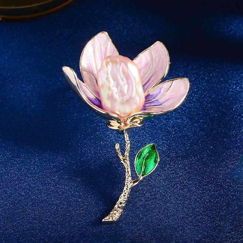 ・カテゴリ: 胸針・主な素材: 銅・スタイル: ファッション、通勤・デザイン: 花、植物・カラー展開: パープルピンク・対象: 女性・機能: 装飾、固定、ギフト用