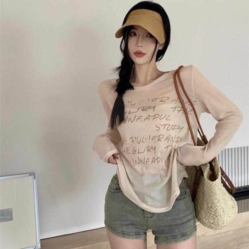 乐天商城 - Tシャツ レディース 春夏 長袖 丸首 ロゴ スラブ リブ ニット 薄手 接触冷感 防紫外線 日焼け防止 シアー 透け感 ゆるTシャツ ルーズ ゆったり トップス カジュアル 通勤 通学